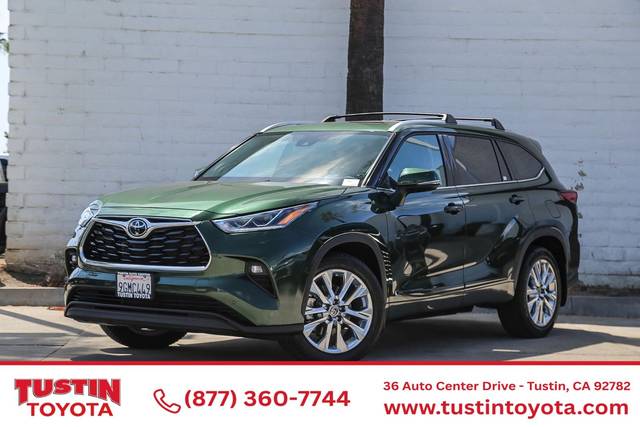 2023 Toyota Highlander Limited FWD photo