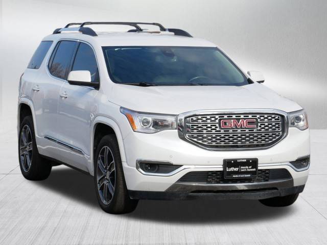 2019 GMC Acadia Denali FWD photo