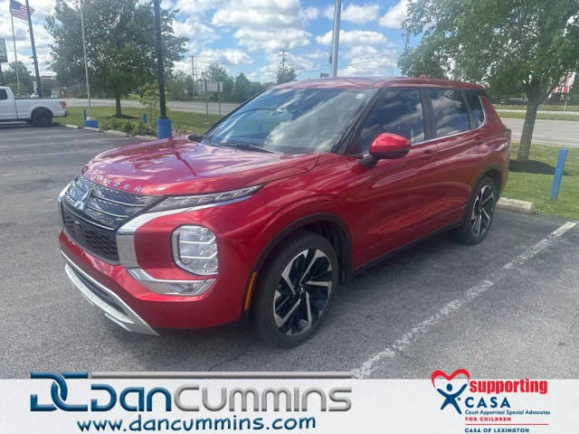 2023 Mitsubishi Outlander SE FWD photo