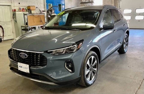 2023 Ford Escape Platinum AWD photo