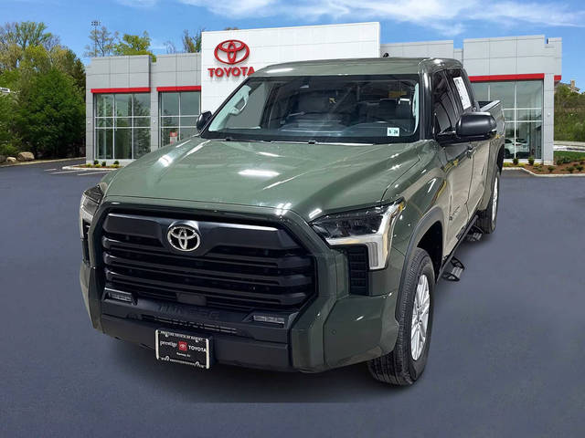 2023 Toyota Tundra SR5 4WD photo