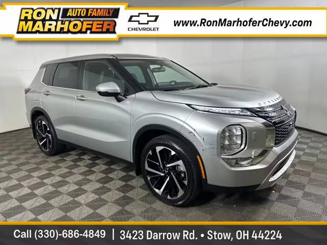 2023 Mitsubishi Outlander SE AWD photo