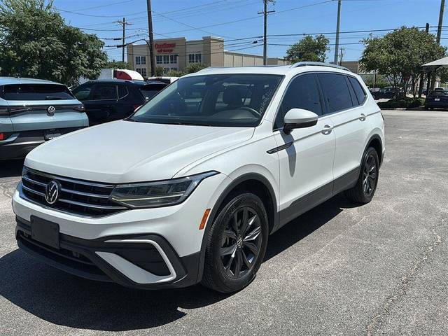 2023 Volkswagen Tiguan SE FWD photo