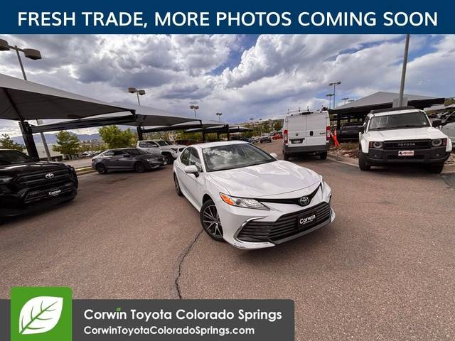 2023 Toyota Camry Hybrid XLE FWD photo