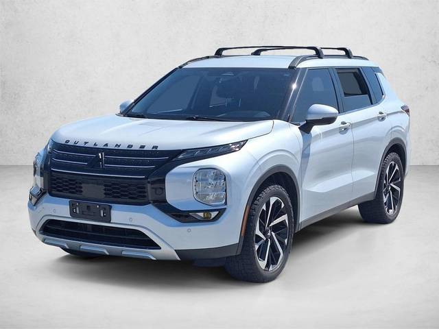 2023 Mitsubishi Outlander SE FWD photo