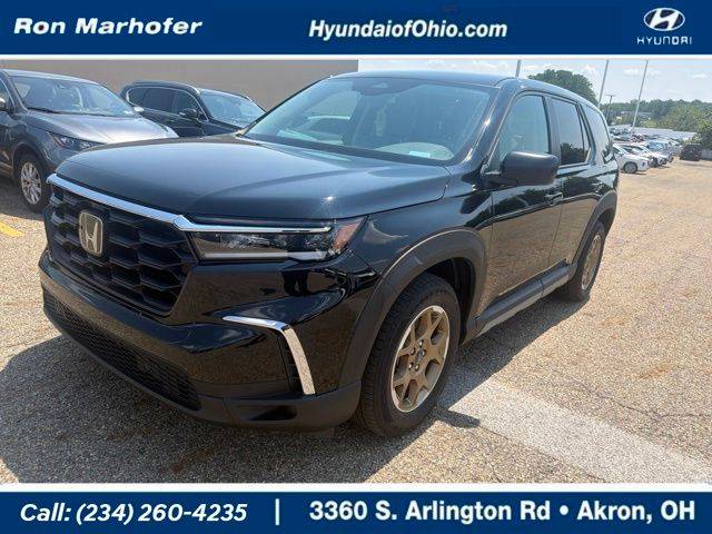 2023 Honda Pilot LX AWD photo