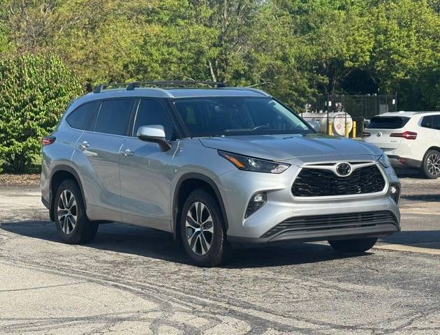2023 Toyota Highlander XLE AWD photo