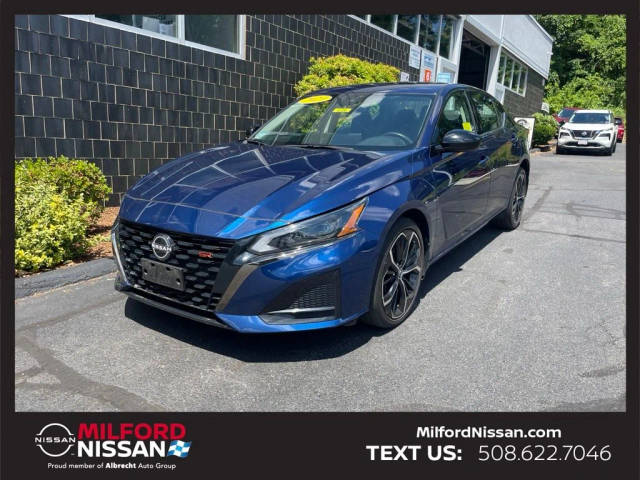 2023 Nissan Altima 2.5 SR AWD photo