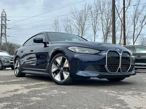 2023 BMW i4 eDrive35 RWD photo