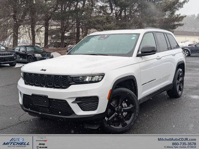 2023 Jeep Grand Cherokee Altitude 4WD photo