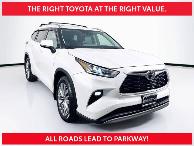 2023 Toyota Highlander Platinum AWD photo