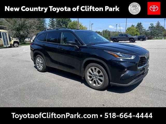 2023 Toyota Highlander Limited AWD photo
