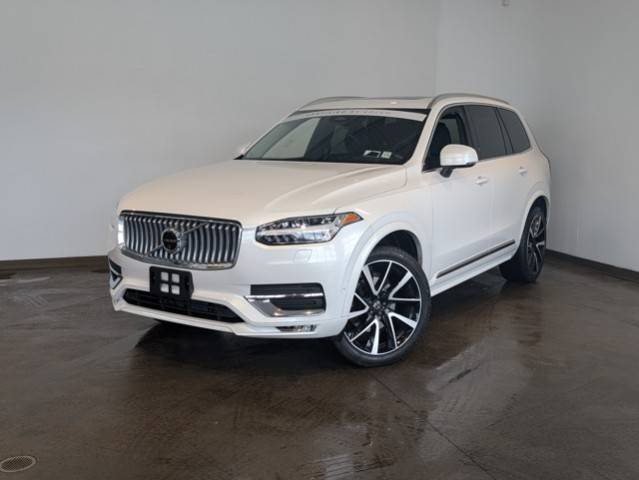 2023 Volvo XC90 Plus AWD photo