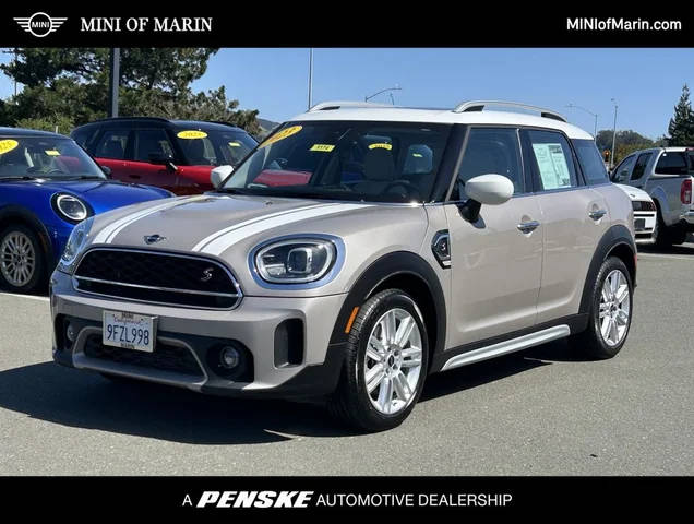 2023 MINI Countryman Cooper S FWD photo
