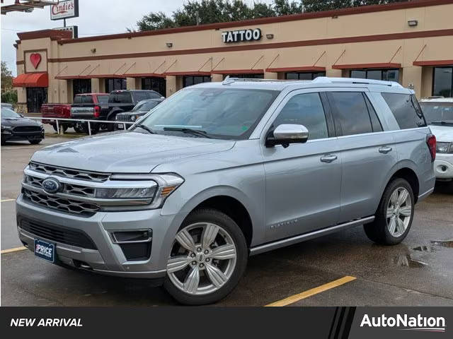 2023 Ford Expedition Platinum 4WD photo