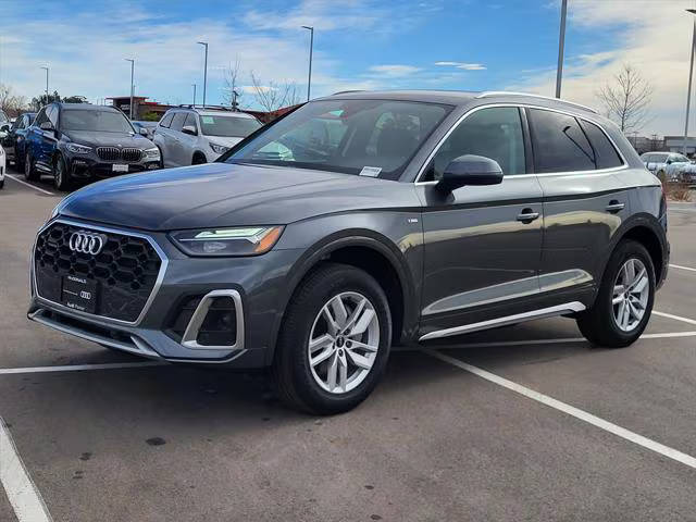2023 Audi Q5 S line Premium AWD photo