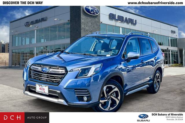 2023 Subaru Forester Touring AWD photo