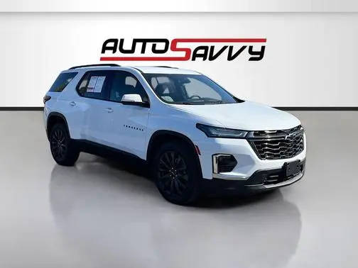 2023 Chevrolet Traverse RS FWD photo