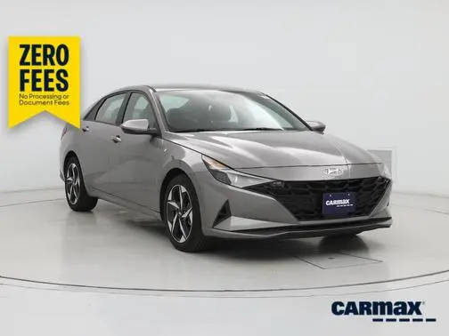 2023 Hyundai Elantra SEL FWD photo