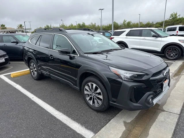 2023 Subaru Outback Limited AWD photo