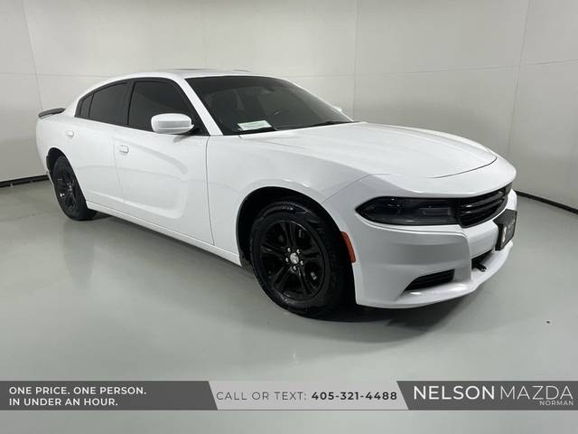 2020 Dodge Charger SXT RWD photo