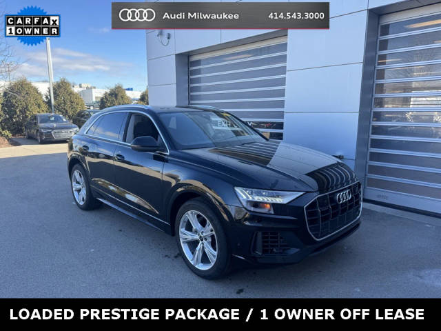 2023 Audi Q8 Prestige AWD photo