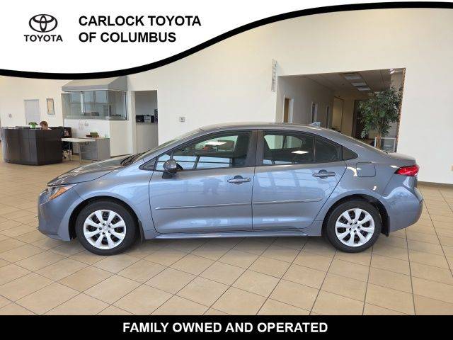 2023 Toyota Corolla LE FWD photo