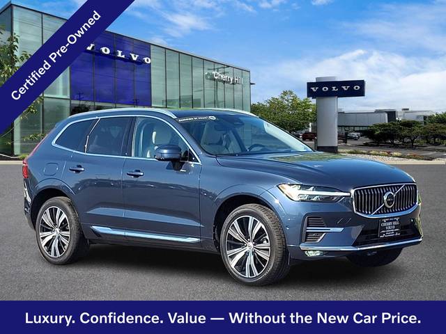 2023 Volvo XC60 Ultimate Bright Theme AWD photo