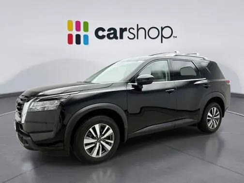 2023 Nissan Pathfinder SL 4WD photo