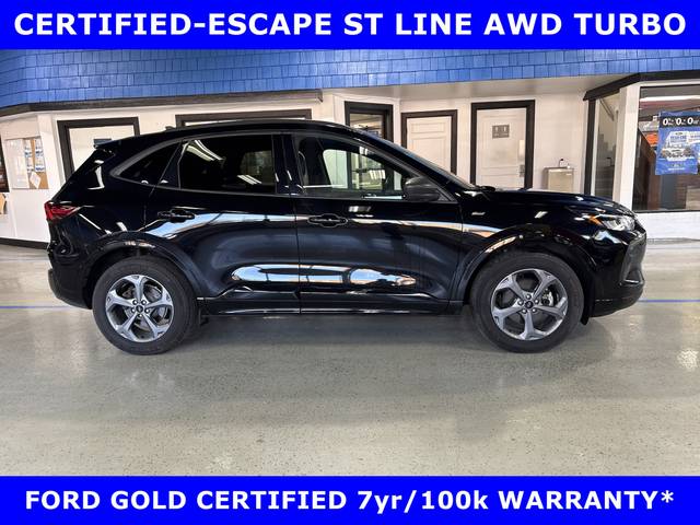 2023 Ford Escape ST-Line AWD photo