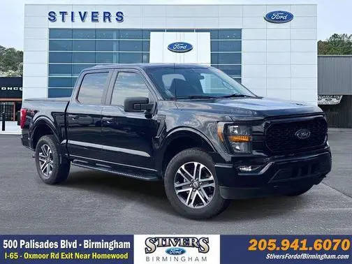 2023 Ford F-150 XL 4WD photo