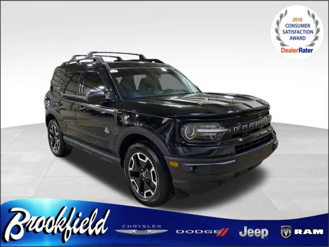 2023 Ford Bronco Sport Outer Banks 4WD photo