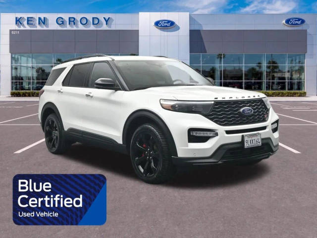 2023 Ford Explorer ST 4WD photo