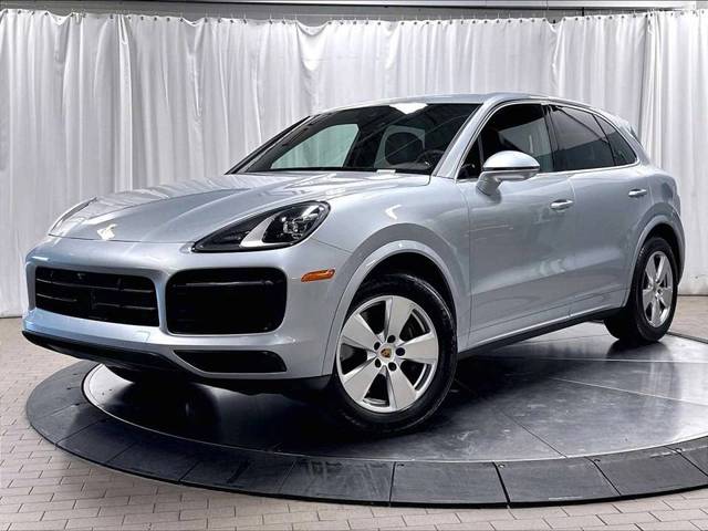 2023 Porsche Cayenne  AWD photo