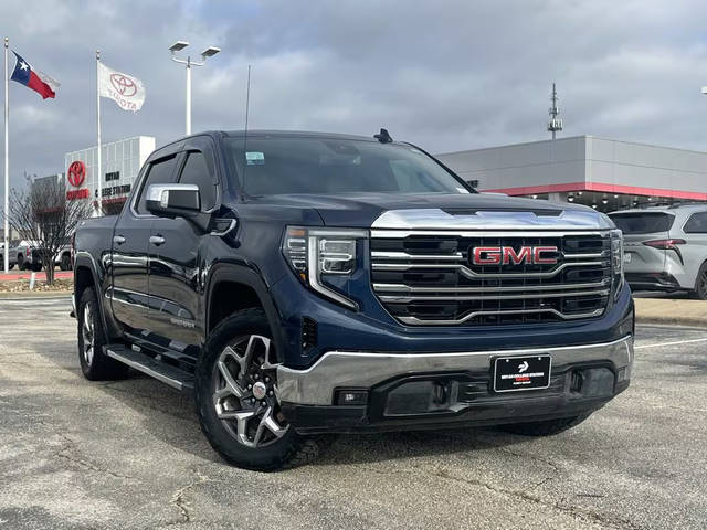 2023 GMC Sierra 1500 SLT 4WD photo