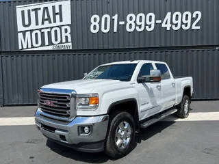 2019 GMC Sierra 2500HD SLT 4WD photo