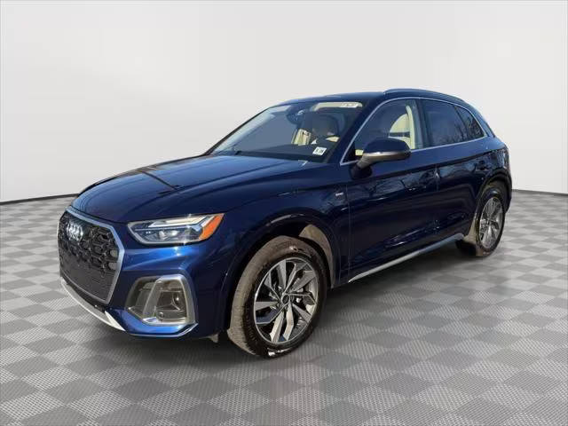 2023 Audi Q5 S line Premium Plus AWD photo