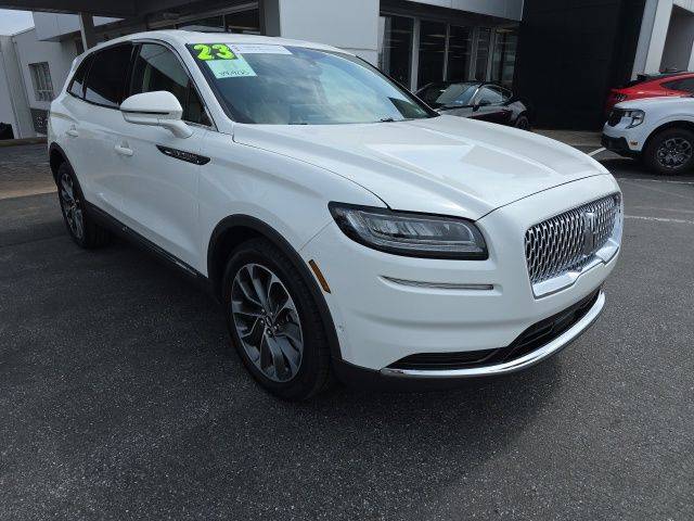 2023 Lincoln Nautilus Reserve AWD photo
