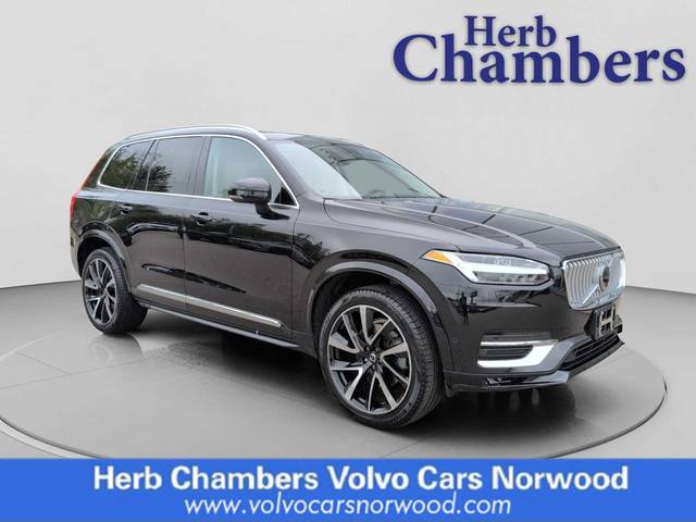 2023 Volvo XC90 Plus AWD photo
