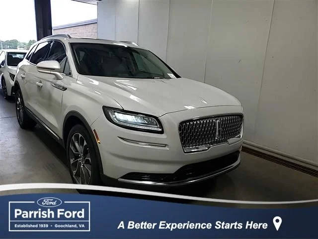 2023 Lincoln Nautilus Reserve FWD photo