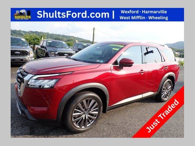 2023 Nissan Pathfinder SL 4WD photo
