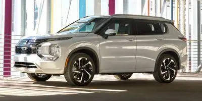 2023 Mitsubishi Outlander SE 4WD photo