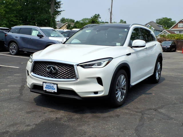 2023 Infiniti QX50 LUXE AWD photo