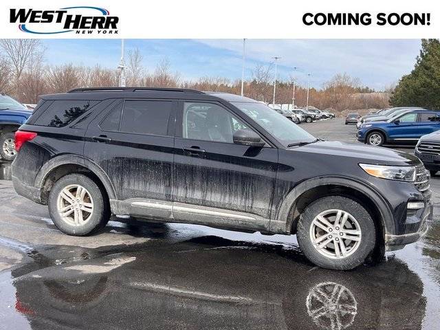 2023 Ford Explorer XLT 4WD photo