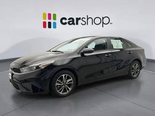 2023 Kia Forte LXS FWD photo