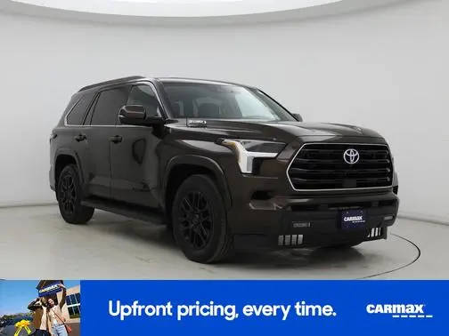 2023 Toyota Sequoia SR5 4WD photo