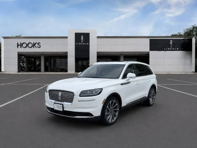 2023 Lincoln Nautilus Reserve AWD photo
