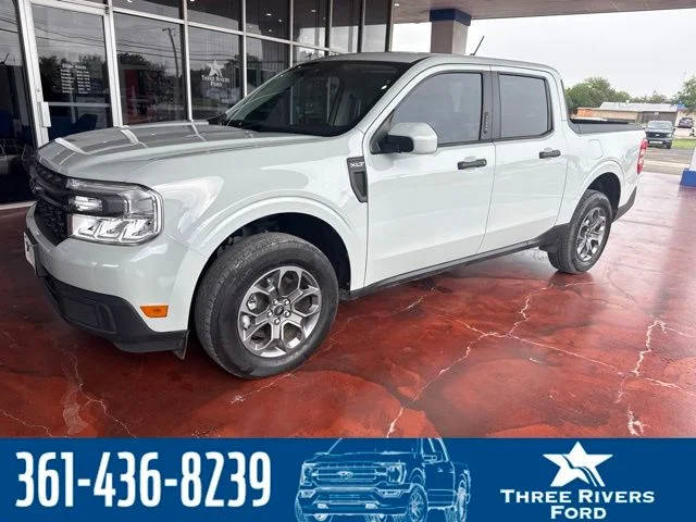2023 Ford Maverick XLT FWD photo