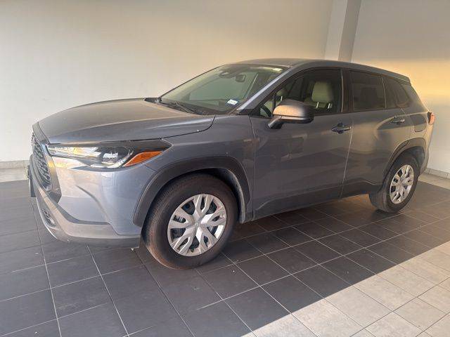 2023 Toyota Corolla Cross L FWD photo
