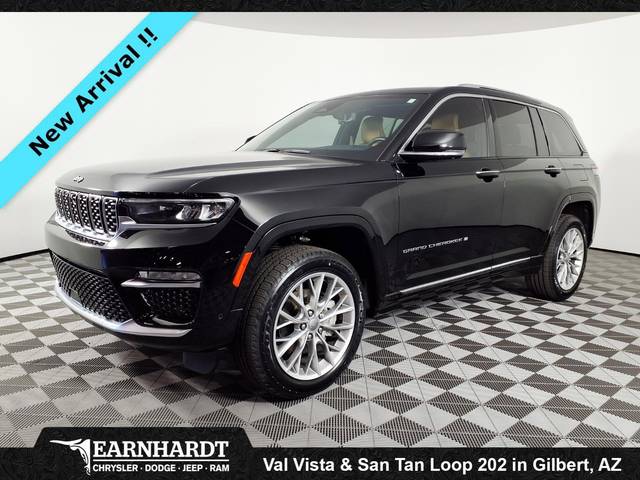 2023 Jeep Grand Cherokee Summit 4WD photo